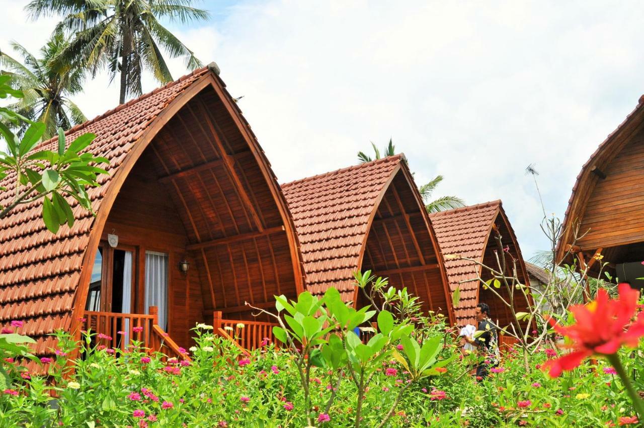 The Peace Arta Bungalow Hotel Batununggul Exterior foto