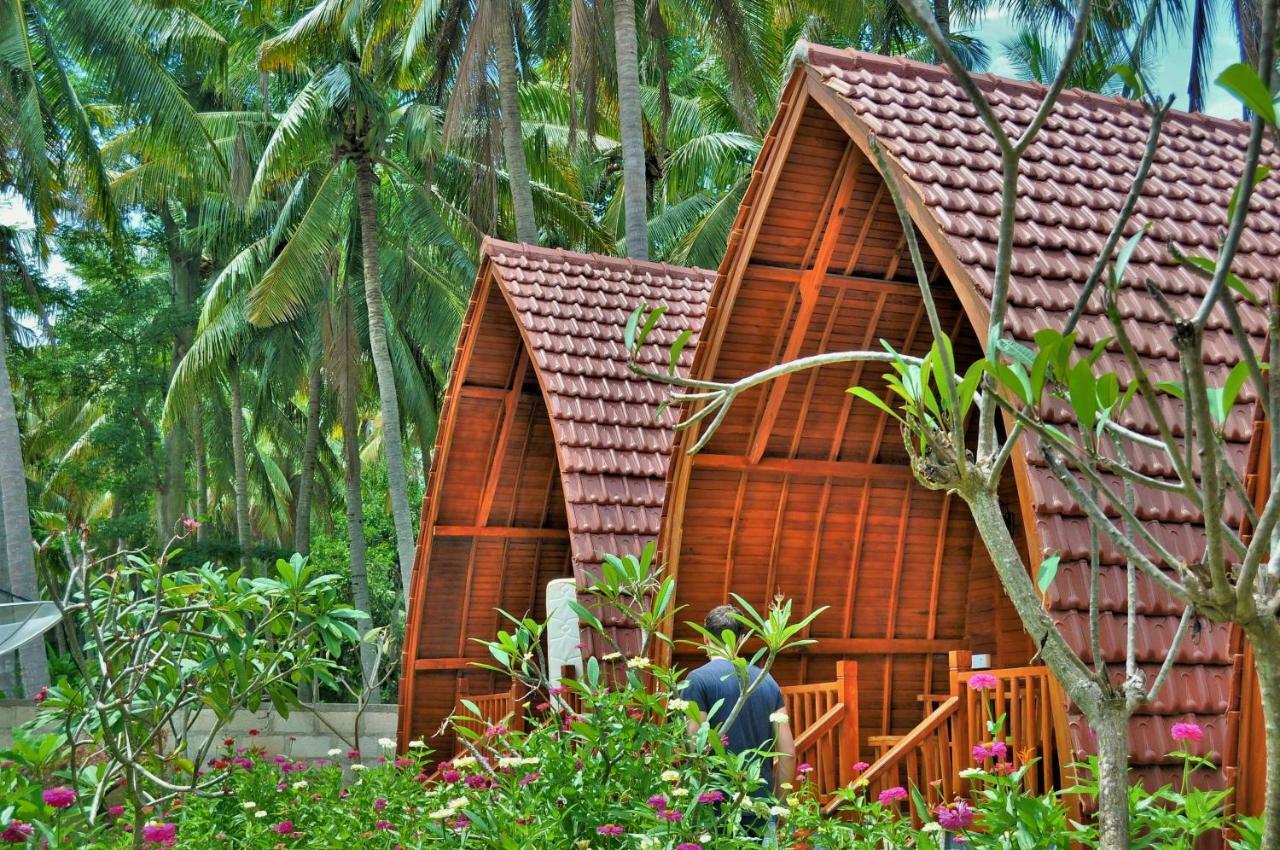 The Peace Arta Bungalow Hotel Batununggul Exterior foto